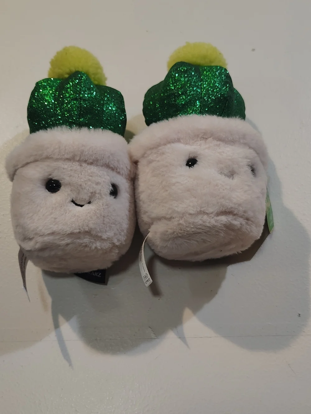 Lot Of 2 FAO Schwarz 7
